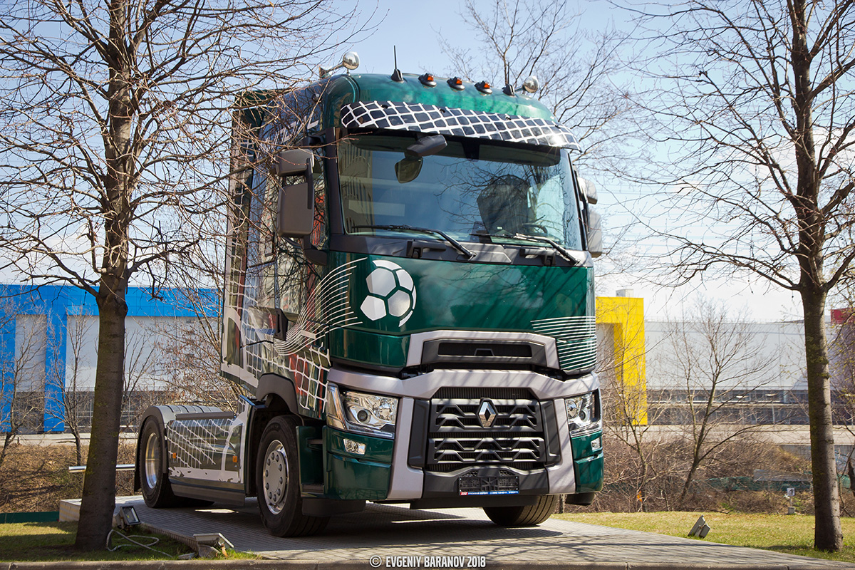 Renault T-Series ('2013) "Goleador" (Московская область); Транспортные средства без номеров (Московская область); Новая техника (Московская область)
