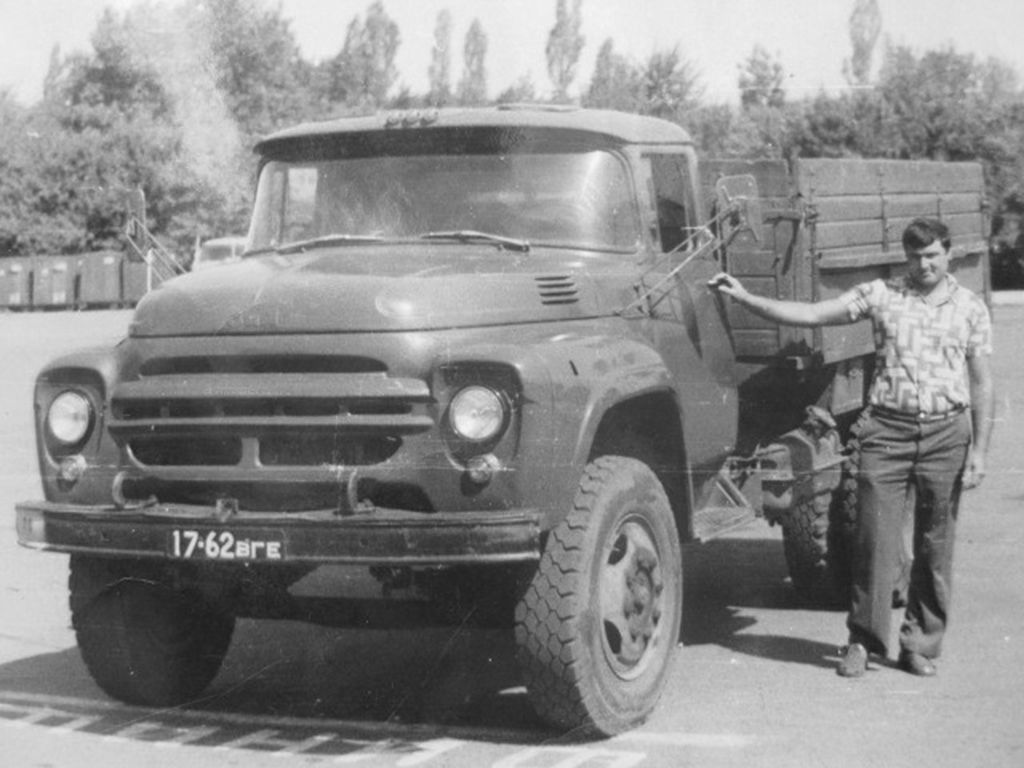 Луганская область, № 17-62 ВГЕ — ЗИЛ-130; Исторические фотографии (до 2000 года) (Луганская область)