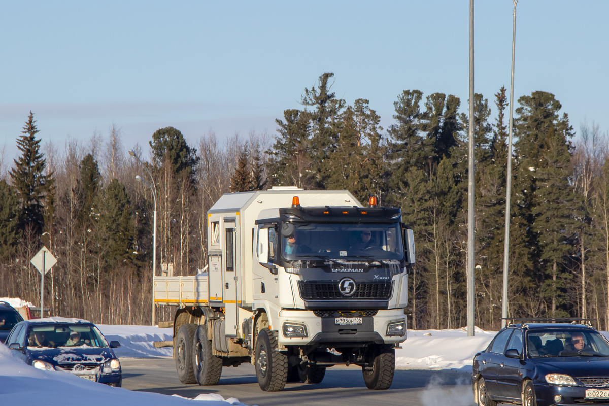 Ханты-Мансийский автоном.округ, № М 795 ОН 186 — Shaanxi Shacman X3000 SX3258