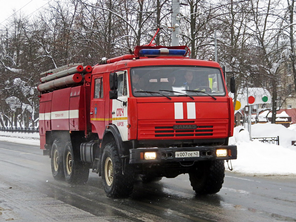 Кировская область, № Х 007 ОЕ 43 — КамАЗ-43118-15 [43118R]