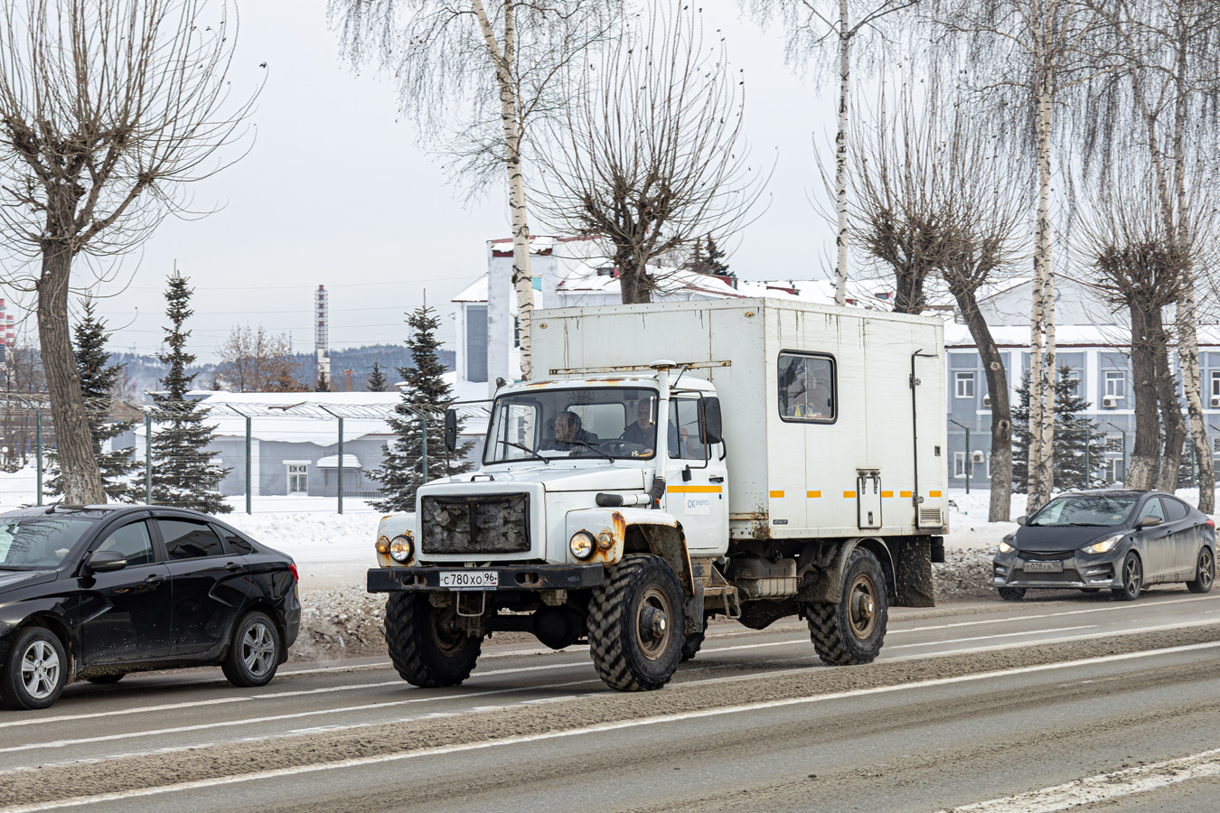 Свердловская область, № С 780 ХО 96 — ГАЗ-33081 «Садко»