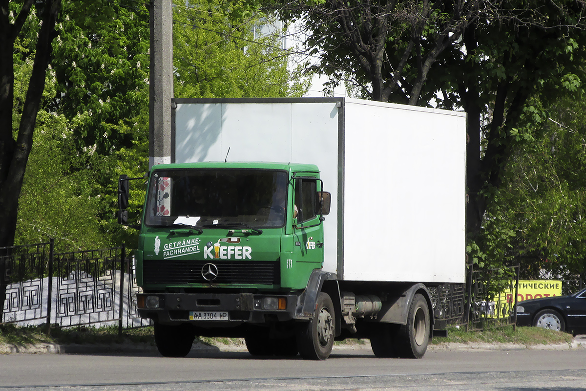 Киев, № АА 3304 ІР — Mercedes-Benz LK 1317