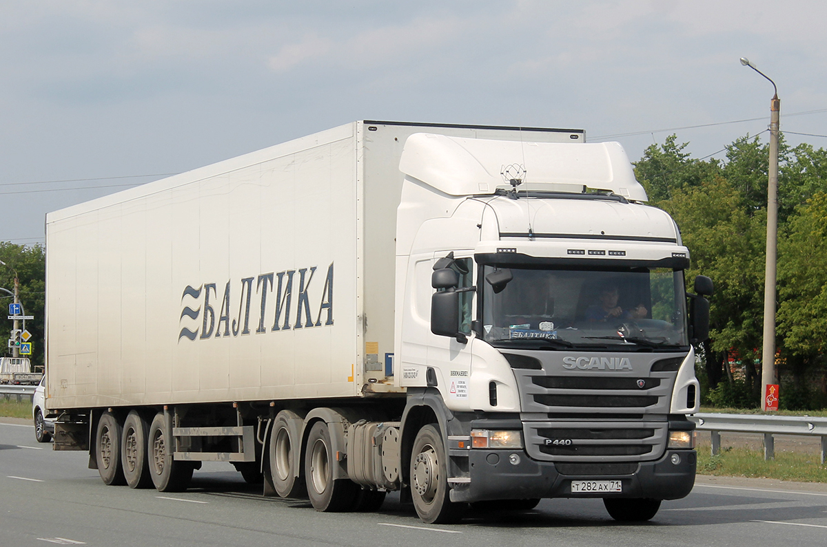 Тульская область, № Т 282 АХ 71 — Scania ('2011) P440