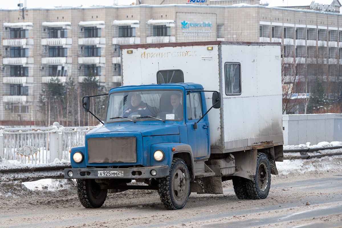 Архангельская область, № А 925 ММ 29 — ГАЗ-33073
