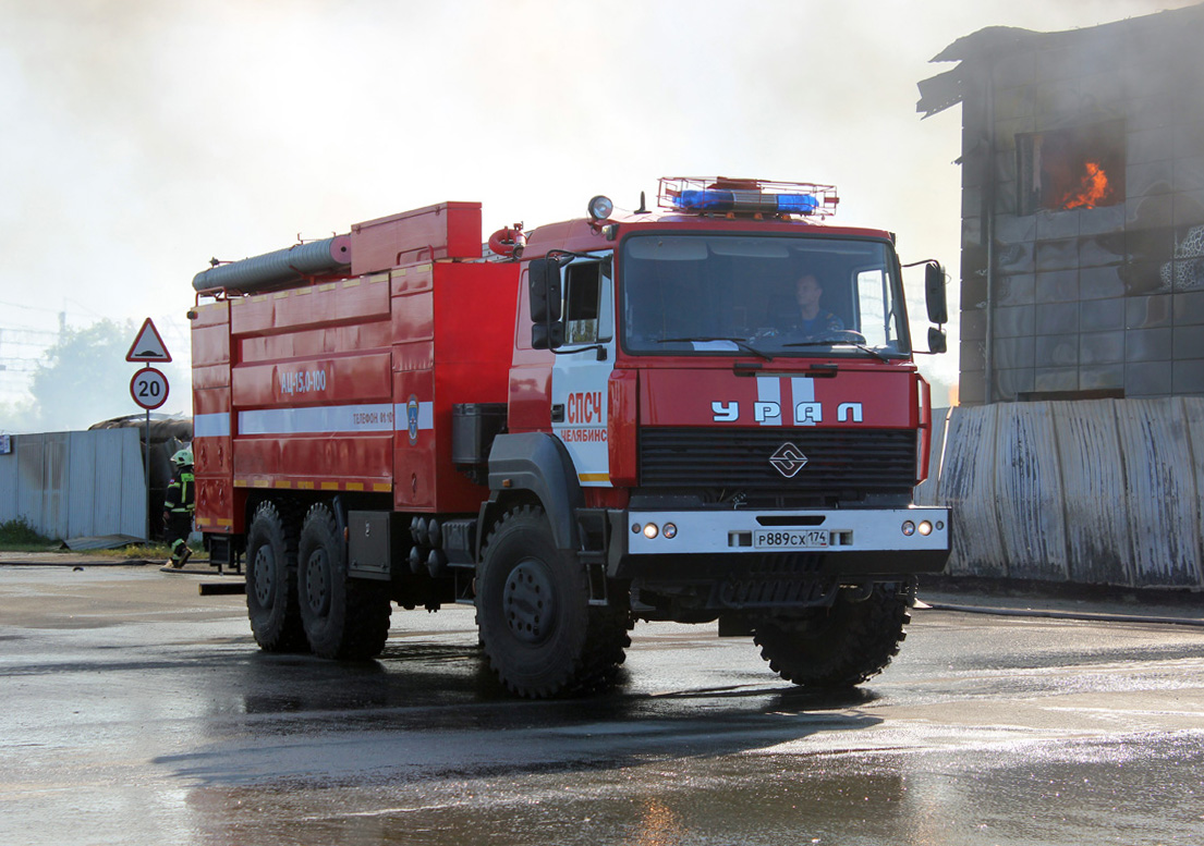 Челябинская область, № Р 889 СХ 174 — Урал-63701