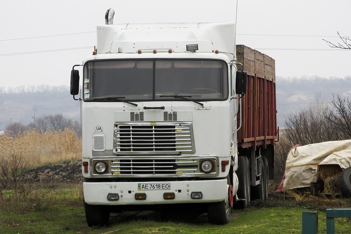 Днепропетровская область, № АЕ 7618 ЕС — International 9600