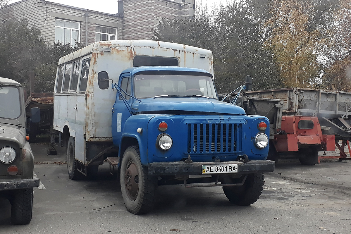 Днепропетровская область, № АЕ 8401 ВА — ГАЗ-53-12
