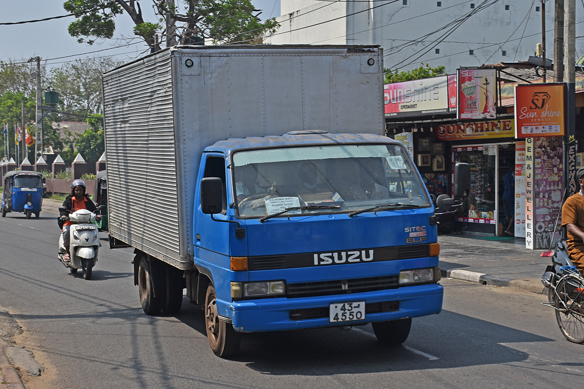 Шри-Ланка, № 43-4550 — Isuzu Elf (общая модель)