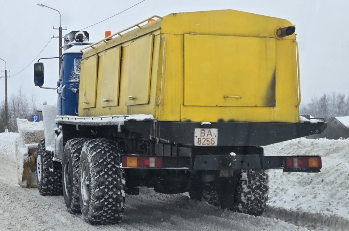 Витебская область, № ВА 8256 — Урал-4320 / 5557 (общая модель)