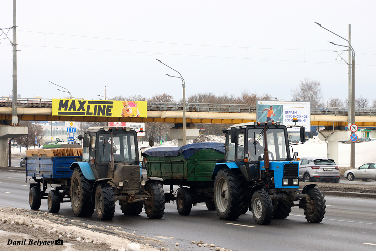 Минск, № КА-7 8994 — Беларус-82.1; Минск, № КА 0154 — Беларус-82.1