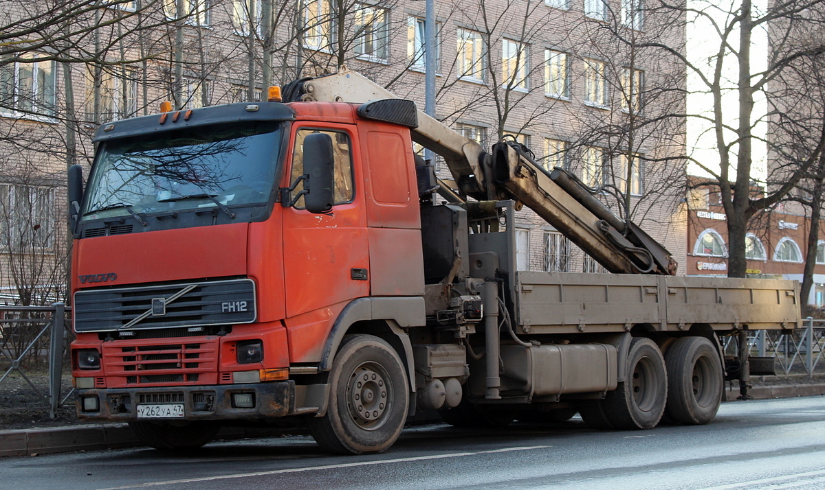 Ленинградская область, № У 262 УА 47 — Volvo ('1993) FH-Series