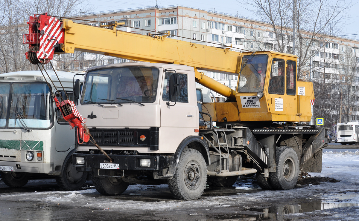 Омская область, № В 893 ХС 155 — МАЗ-5337 [533700]