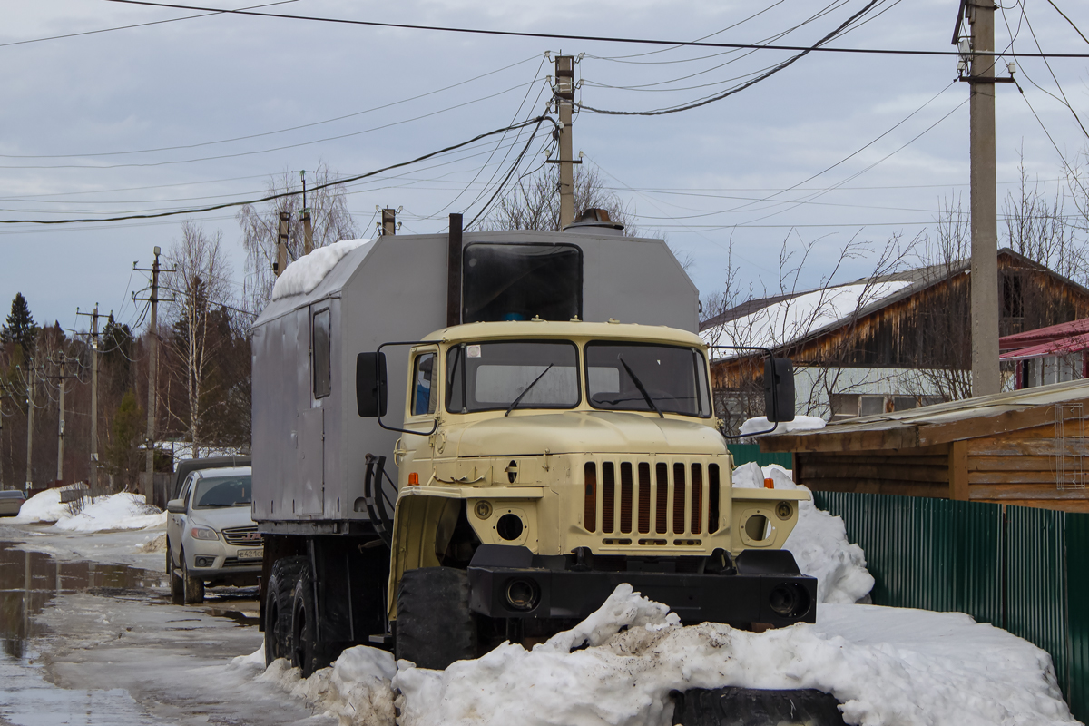 Ханты-Мансийский автоном.округ, № (86) Б/Н 0043 — Урал-4320 / 5557 (общая модель); Транспортные средства без номеров (Ханты-Мансийский автоном.округ)