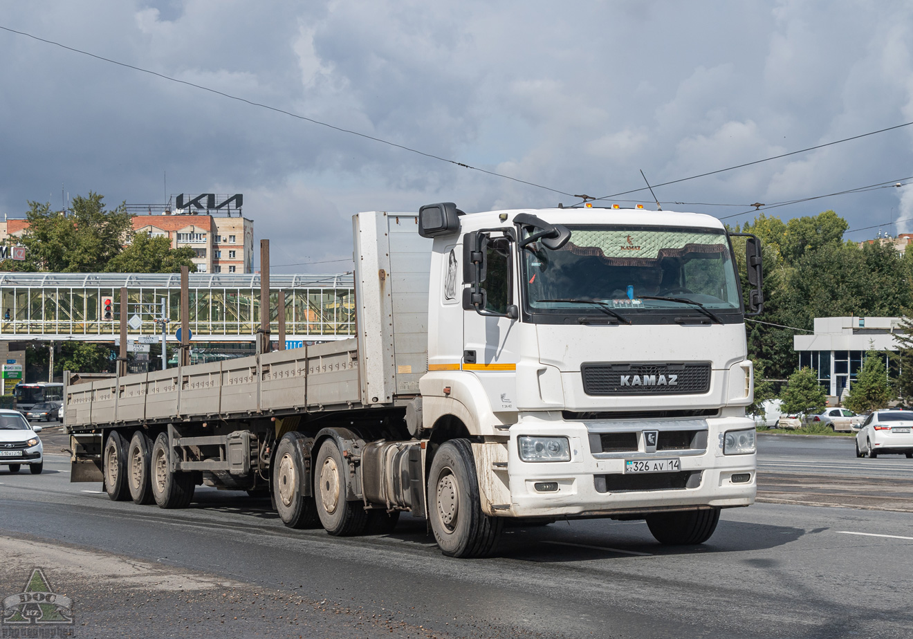Павлодарская область, № 326 AV 14 — КамАЗ-65206-T5(68)