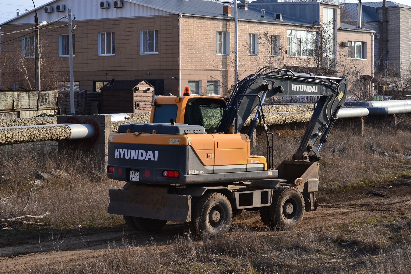 Волгоградская область, № 1190 ЕА 34 — Hyundai R140W