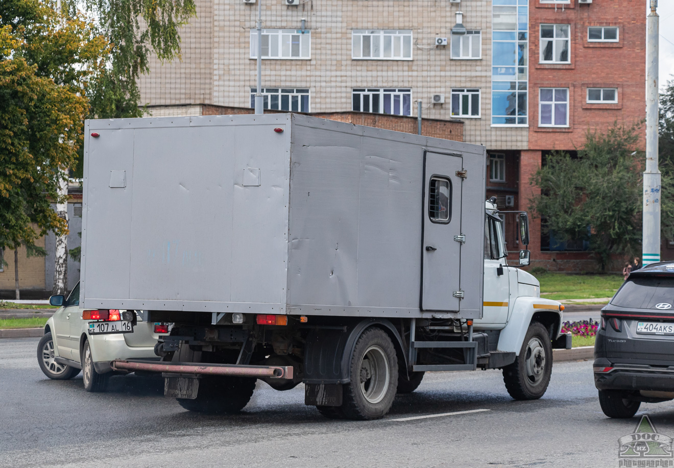 Восточно-Казахстанская область, № 107 AL 16 — ГАЗ-3309