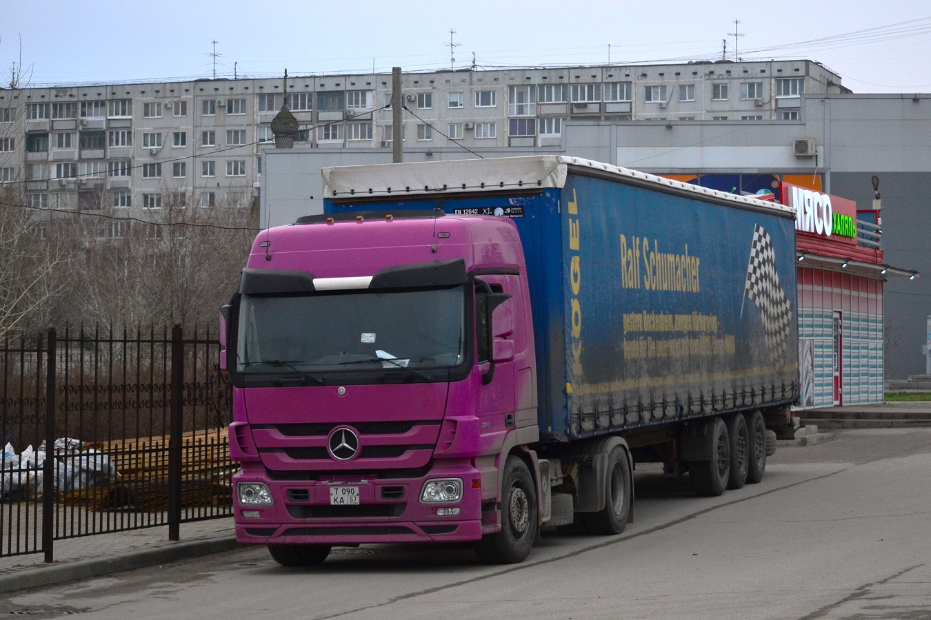 Орловская область, № Т 090 КА 57 — Mercedes-Benz Actros ('2003) 1840