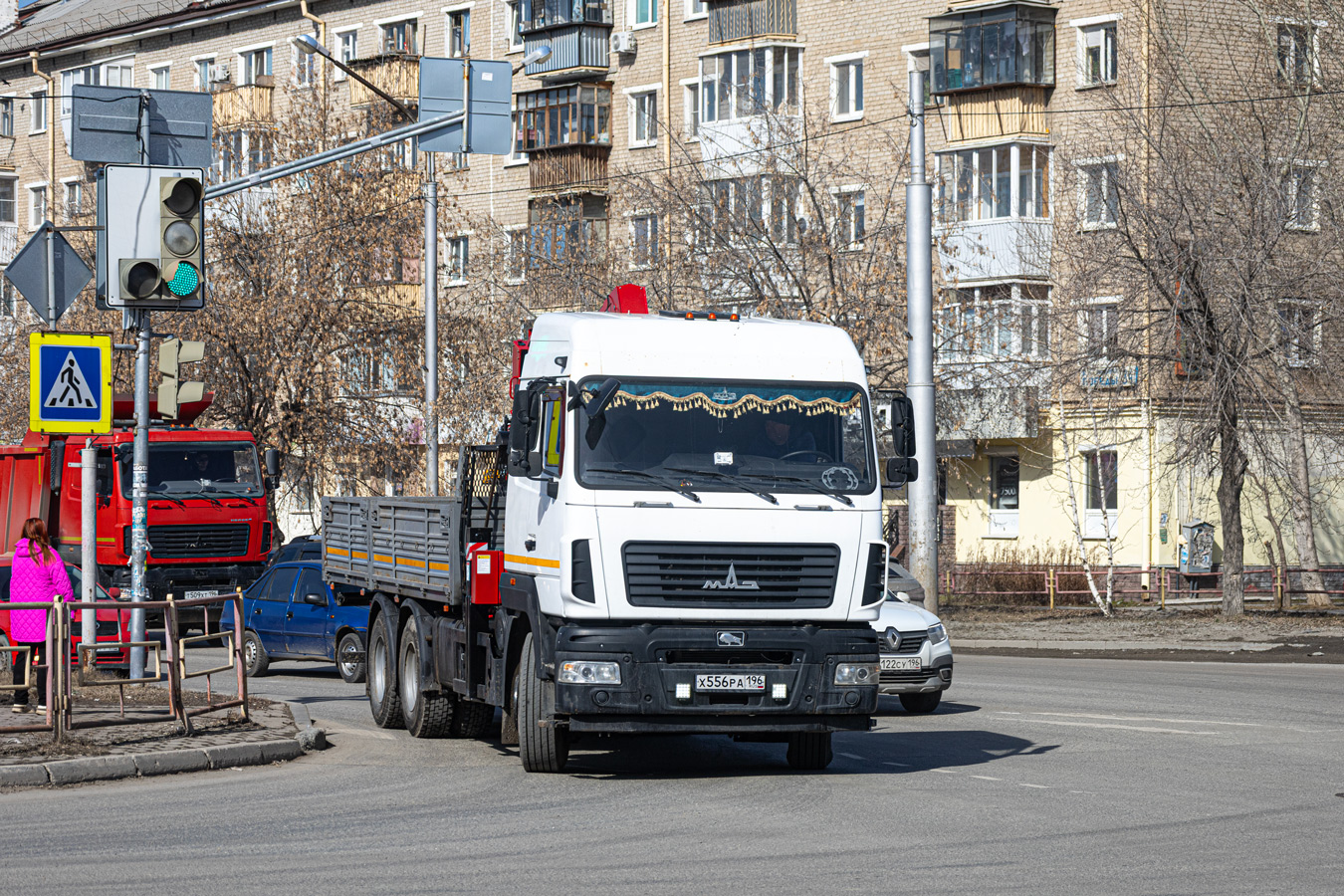 Свердловская область, № Х 556 РА 196 — МАЗ-631228