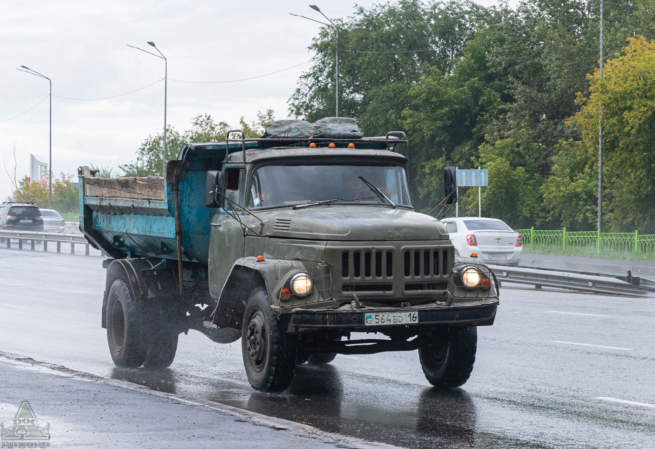 Восточно-Казахстанская область, № 564 BD 16 — ЗИЛ-495710