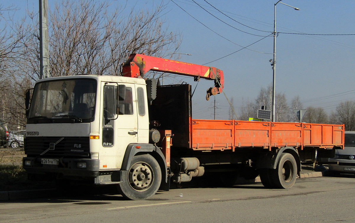 Санкт-Петербург, № Е 261 УА 178 — Volvo FL6