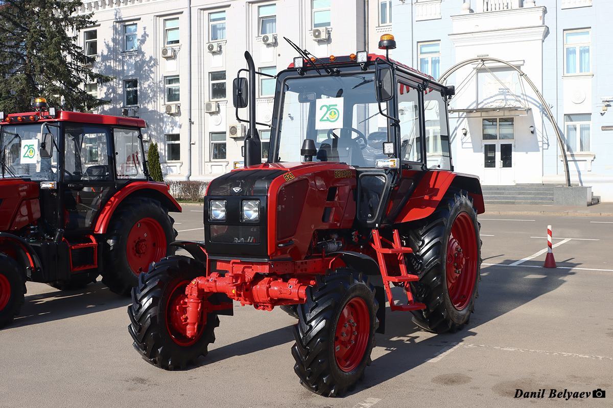 Минск, № (BY-7) Б/Н СТ 0590 — Беларус-82.1; Минск — Новая техника ОАО МТЗ; Транспортные средства без номеров (Минск); Новая техника (Минск)