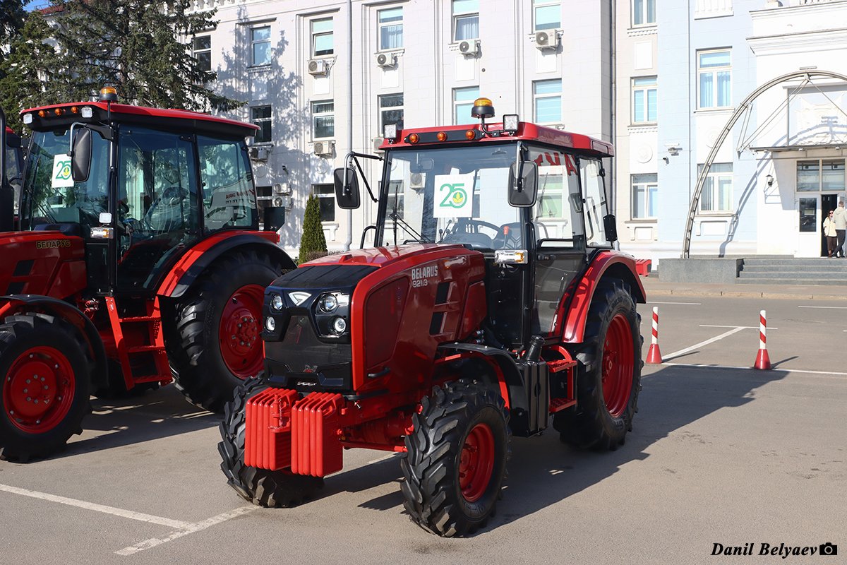 Минск, № (BY-7) Б/Н СТ 0589 — МТЗ (общая модель); Минск — Новая техника ОАО МТЗ; Транспортные средства без номеров (Минск); Новая техника (Минск)