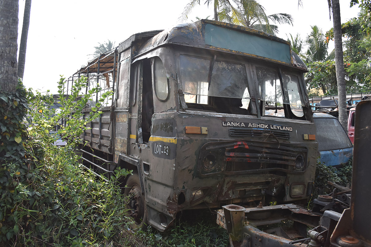Шри-Ланка, № (LK) U/N 0004 — Lanka Ashok Leyland (общая модель); Транспортные средства без номеров (Шри-Ланка)