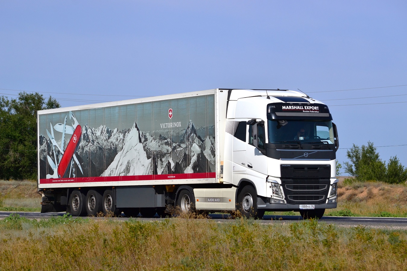 Ингушетия, № Т 888 КЕ 06 — Volvo ('2012) FH.460