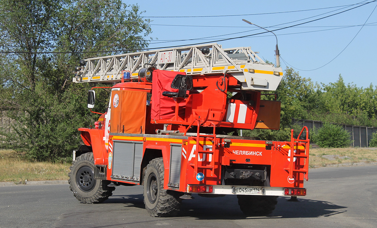 Челябинская область, № Е 045 НР 174 — Урал-43206-41