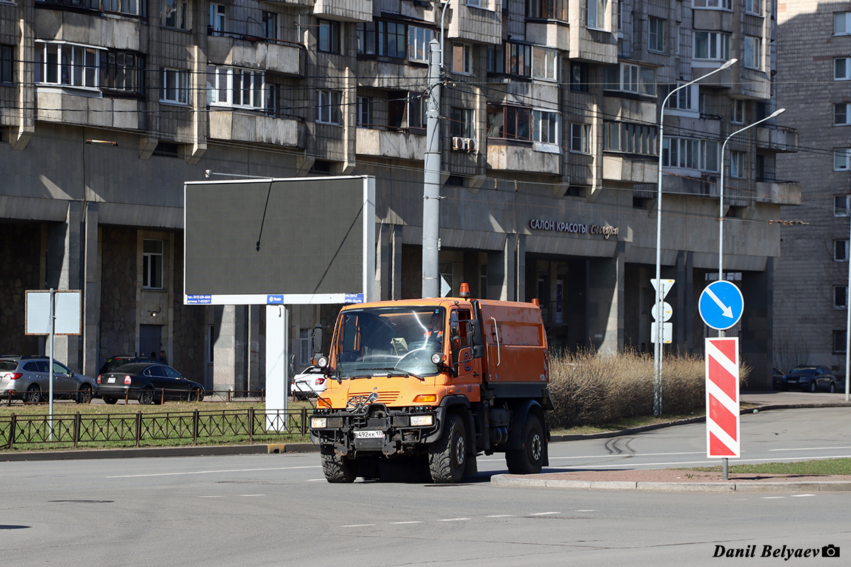 Санкт-Петербург, № 951 — Mercedes-Benz Unimog U400