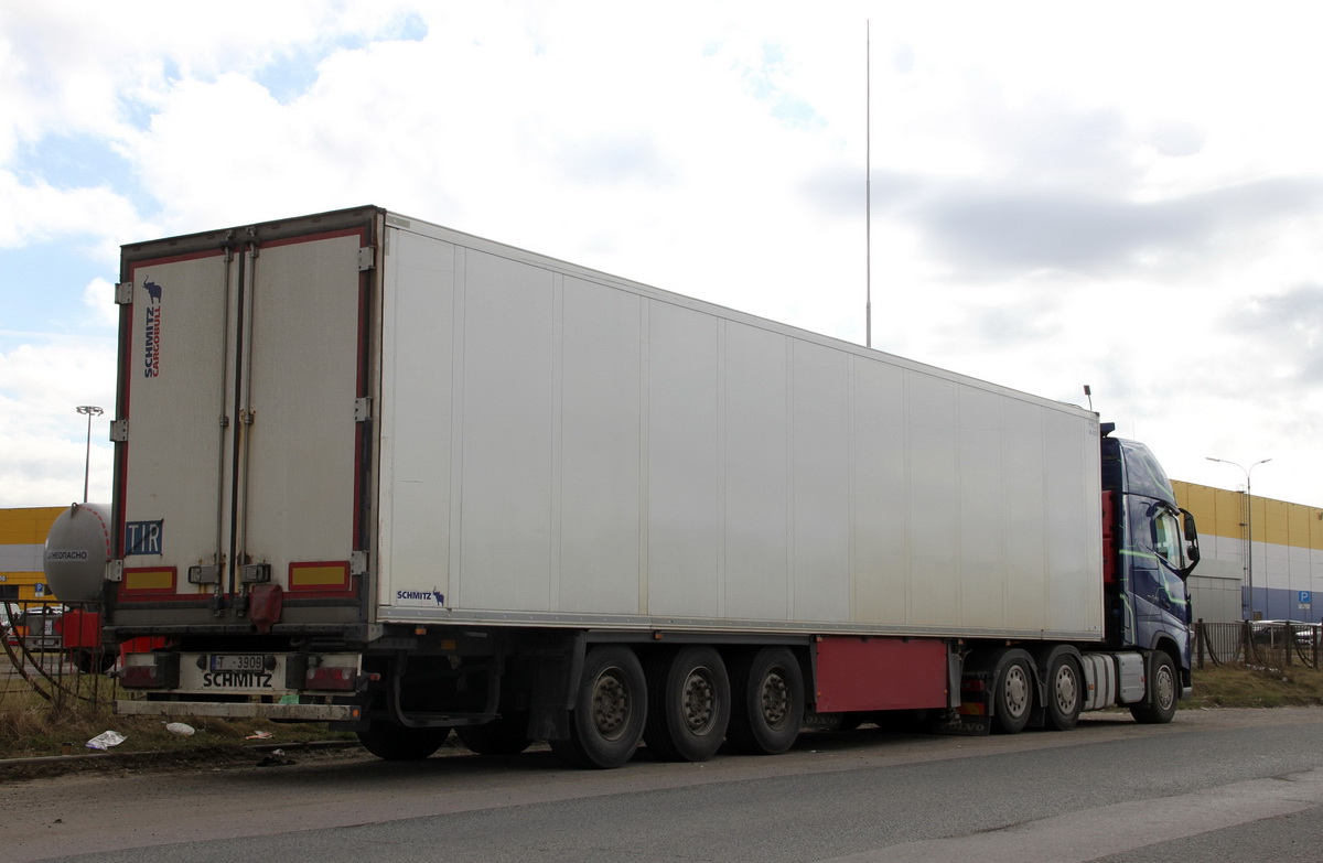 Латвия, № T-3909 — Schmitz Cargobull S.KO (SCB*S3B) общ.мод