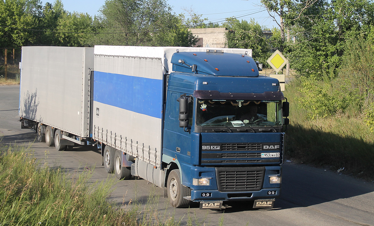 Алматы, № 953 OWA 02 — DAF 95XF FAR