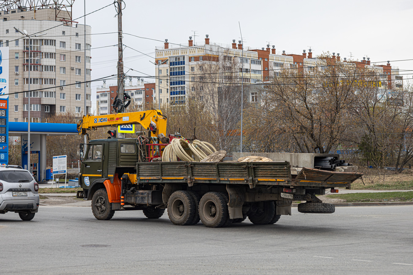 Свердловская область, № А 586 СЕ 196 — КамАЗ-53212