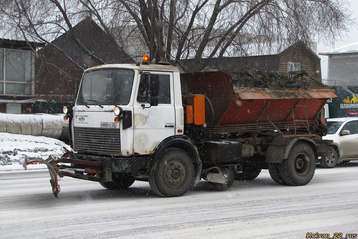 Алтайский край, № М 888 УС 22 — МАЗ-5337A2