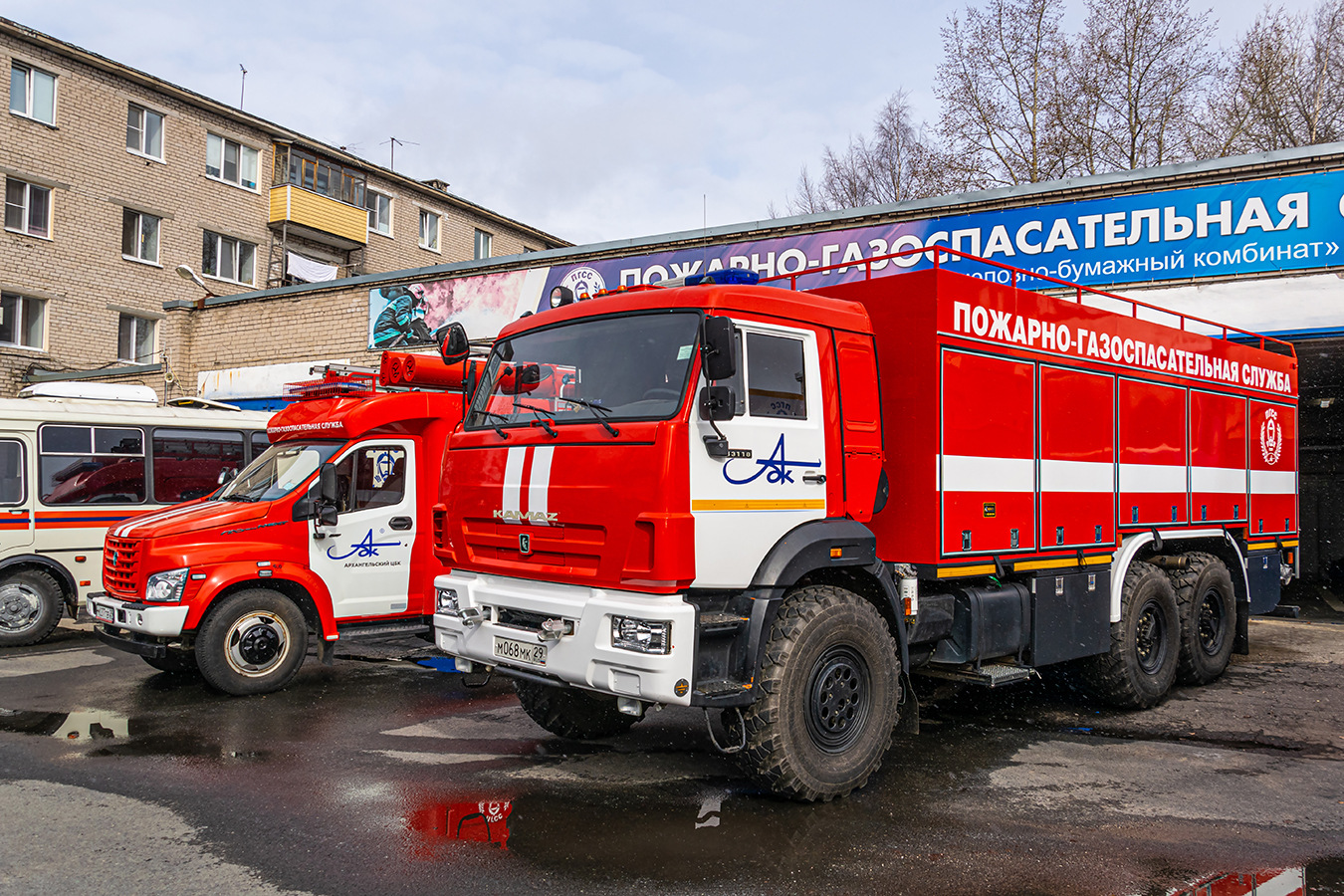 Архангельская область, № М 068 МК 29 — КамАЗ-43118-46
