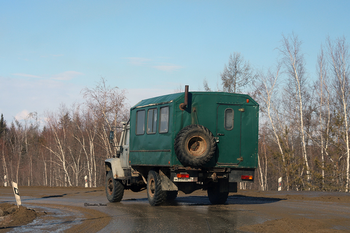 Саха (Якутия), № М 859 НК 14 — ГАЗ-33081 «Садко»