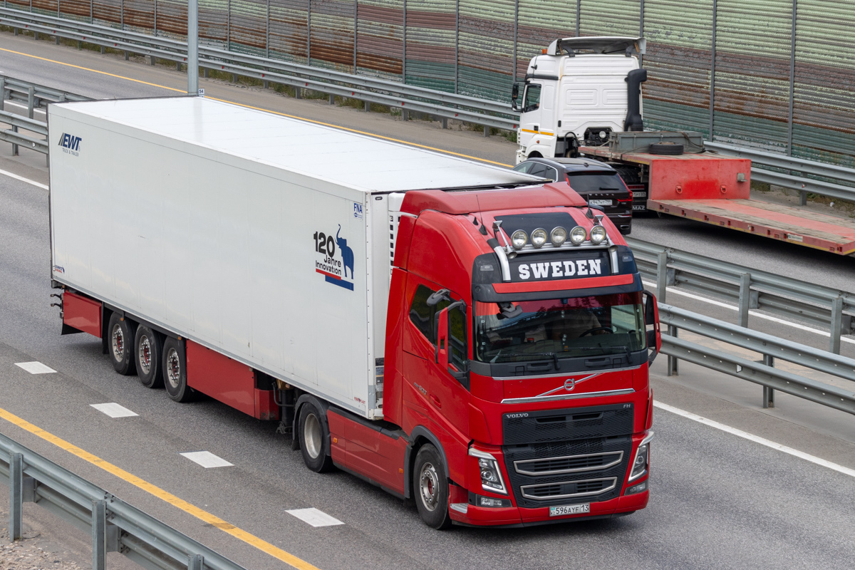 Туркестанская область, № 596 AYF 13 — Volvo ('2012) FH.500