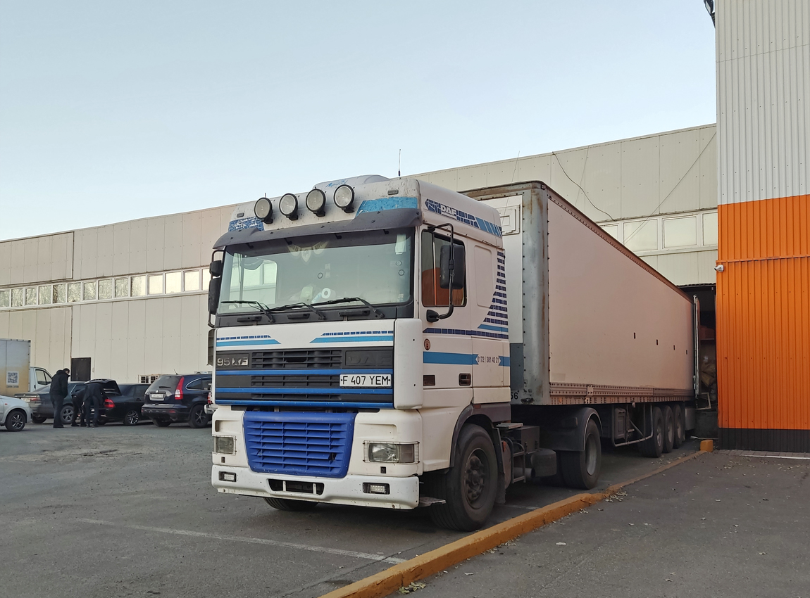 Восточно-Казахстанская область, № F 407 YEM — DAF 95XF FT