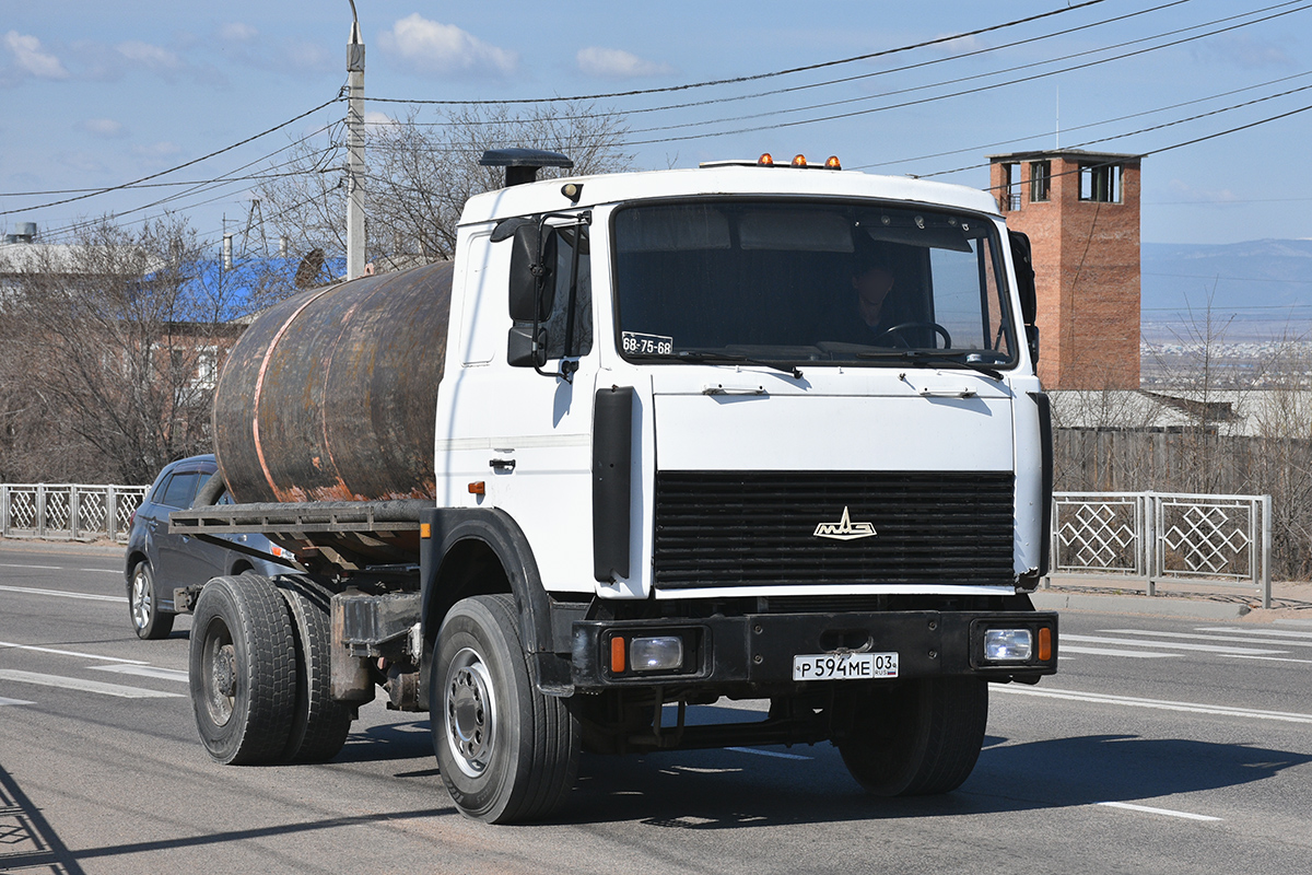 Бурятия, № Р 594 МЕ 03 — МАЗ-543203