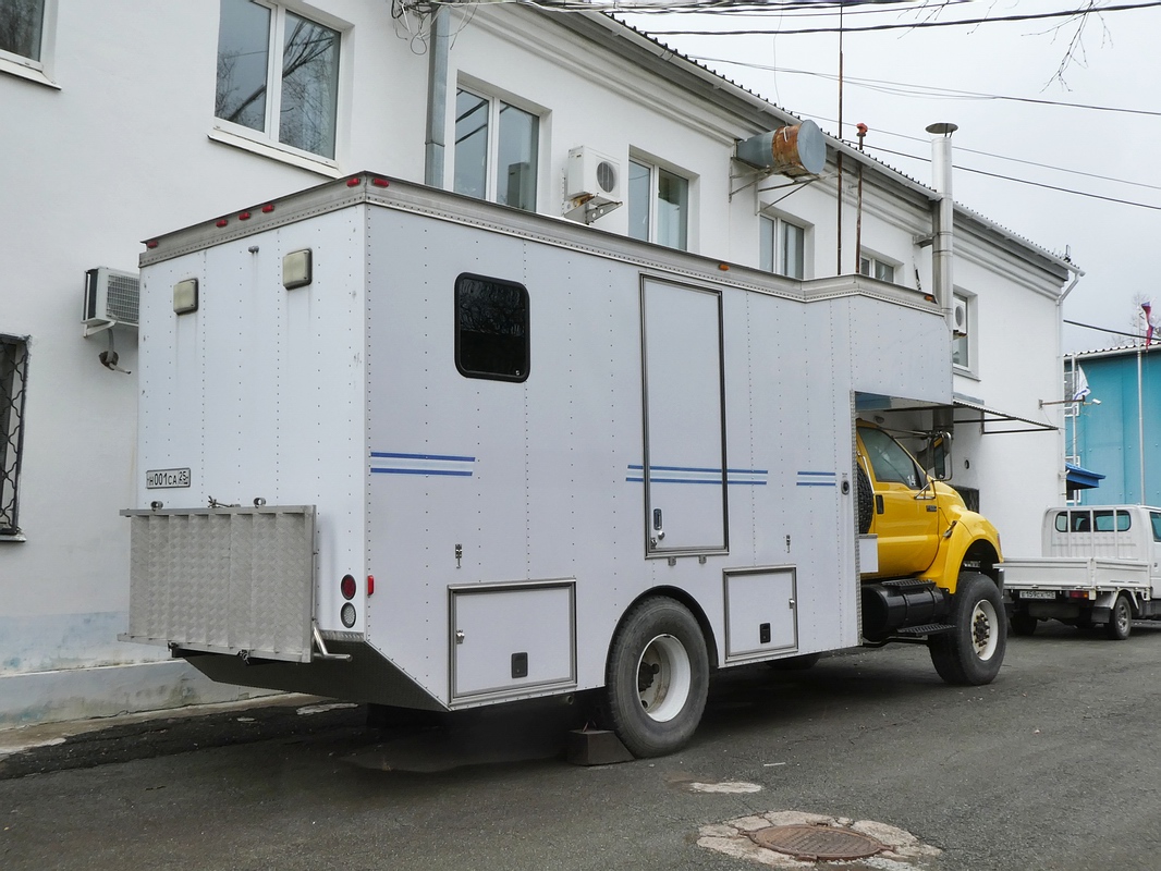 Приморский край, № Н 001 СА 25 — Ford F-650