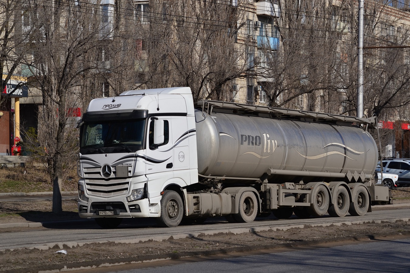 Москва, № 3-138 — Mercedes-Benz Actros ('2018) 1851