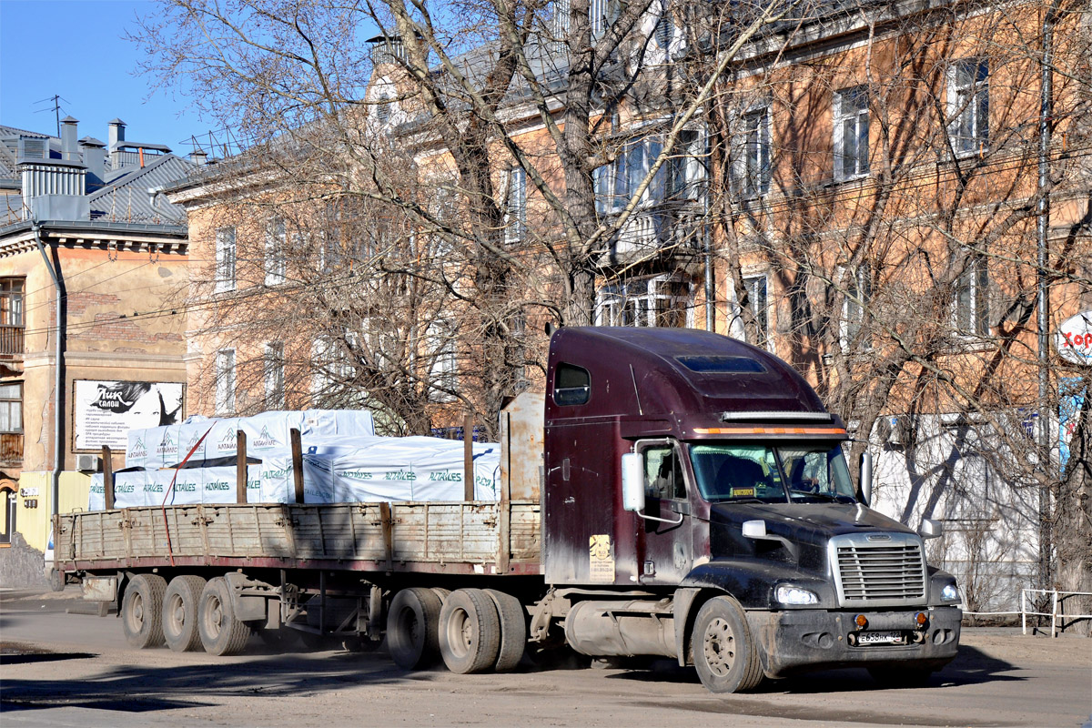Алтайский край, № Е 658 НК 122 — Freightliner Columbia