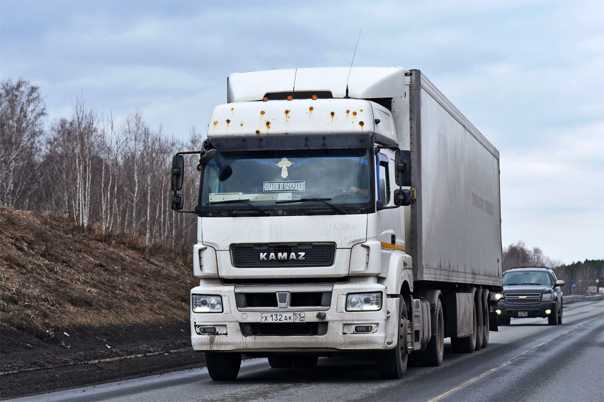 Омская область, № Х 132 АК 55 — КамАЗ-5490-S5(87)
