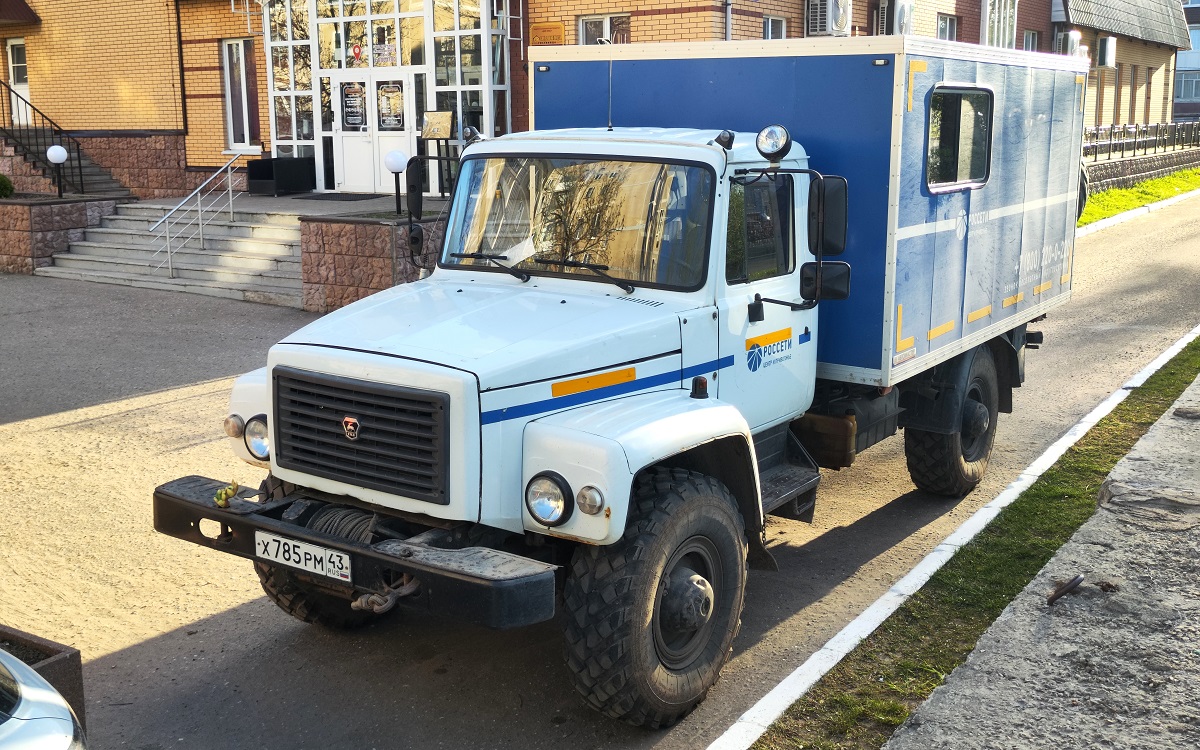 Кировская область, № Х 785 РМ 43 — ГАЗ-3308 «Садко»