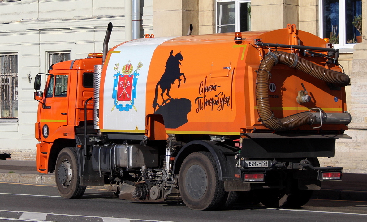Санкт-Петербург, № Т 821 УМ 198 — КамАЗ-53605-A5(48)