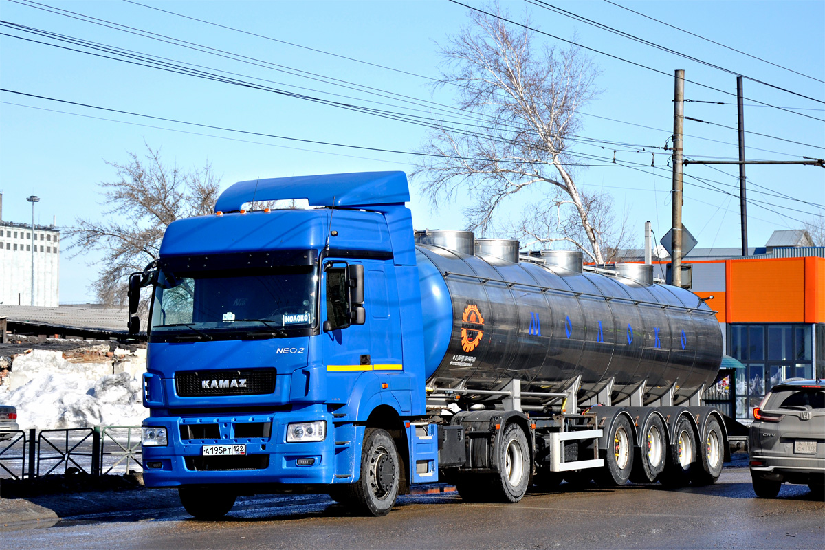 Алтайский край, № А 195 РТ 122 — КамАЗ-5490-S5(87)