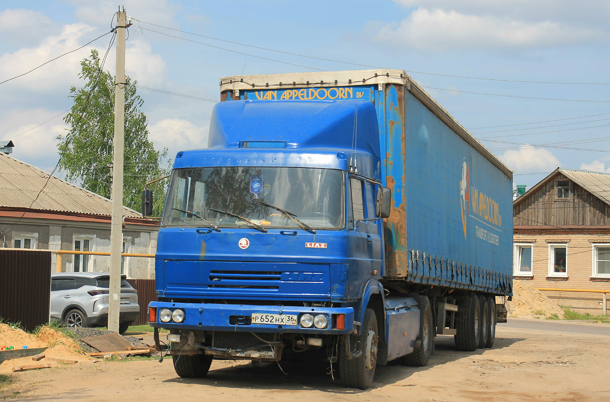 Воронежская область, № Р 652 НХ 36 — Škoda-LIAZ 100