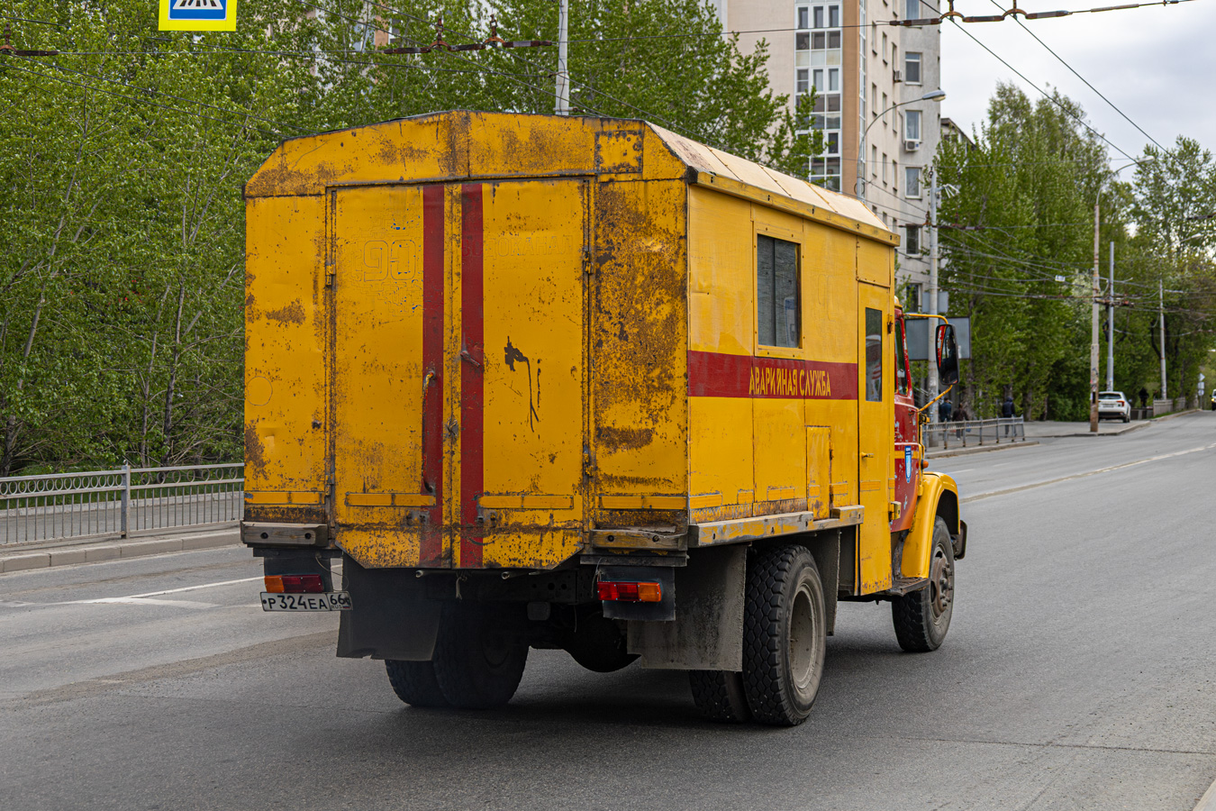 Свердловская область, № Р 324 ЕА 66 — ЗИЛ-433360