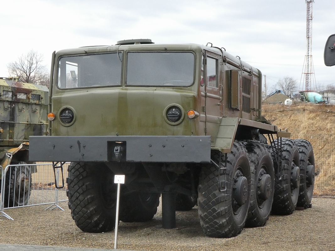 Приморский край, № (25) Б/Н 0104 — МАЗ-537Г; Техника на постаментах, памятники (Приморский край); Транспортные средства без номеров (Приморский край)