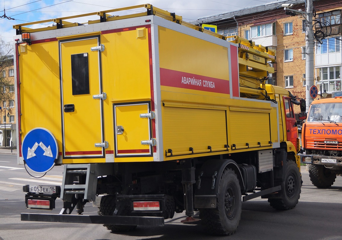 Удмуртия, № Е 053 ЕХ 18 — КамАЗ-43502 (общая модель)
